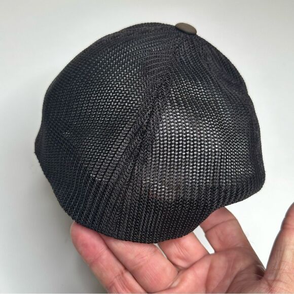 Travis Mathew Brown-Black-Red-Gray-White Baseball Cap with Logo Size Large-XL - Picture 6 of 7